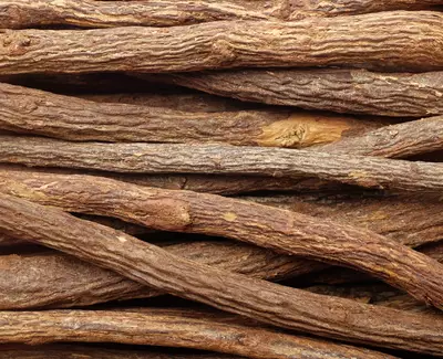 Raiz de Regaliz Ingrediente de Kiehl’s