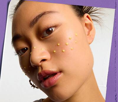 Aplicacion del Retinol Micro Dose Serum para la cara